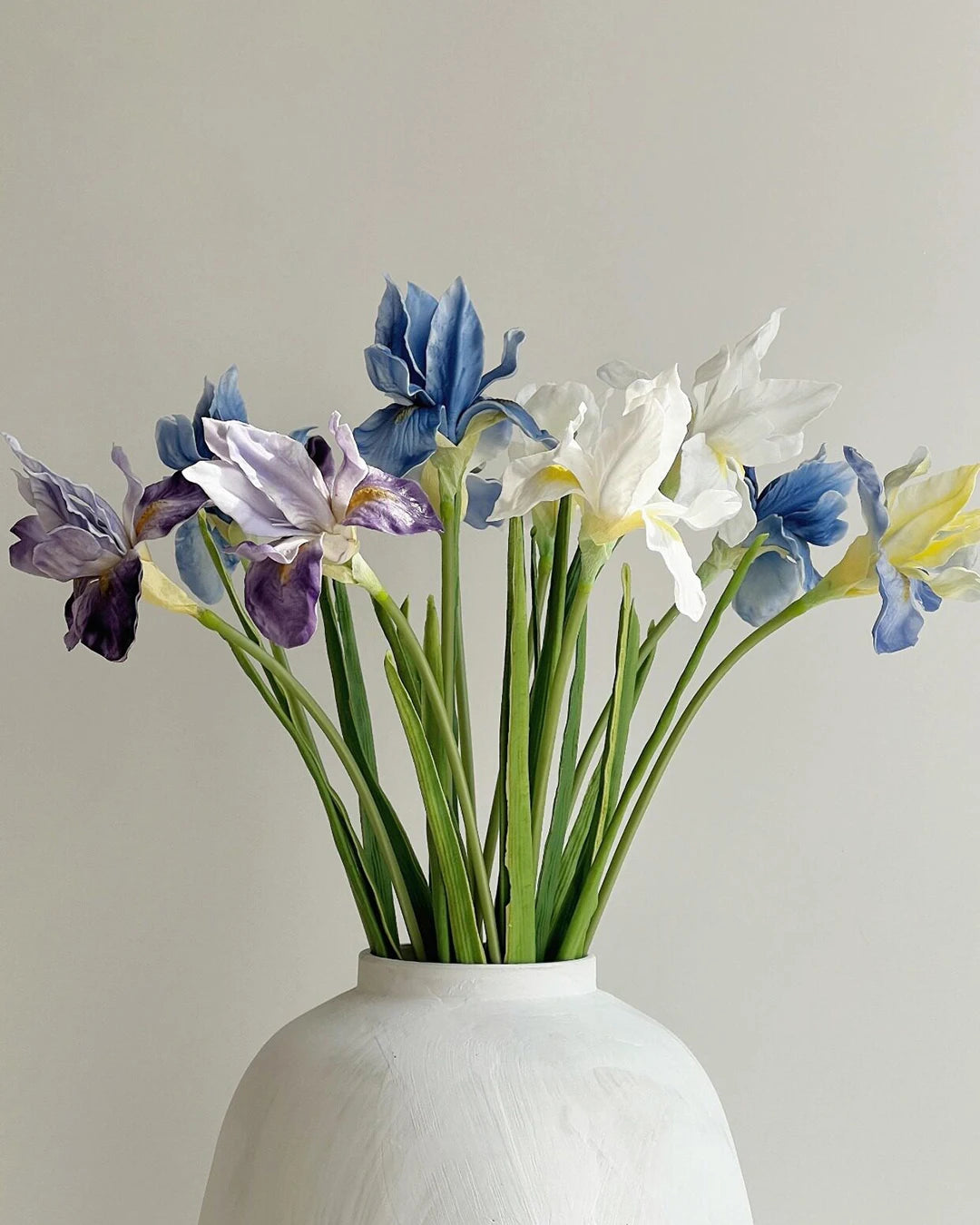 Artificial Iris Stem 22"