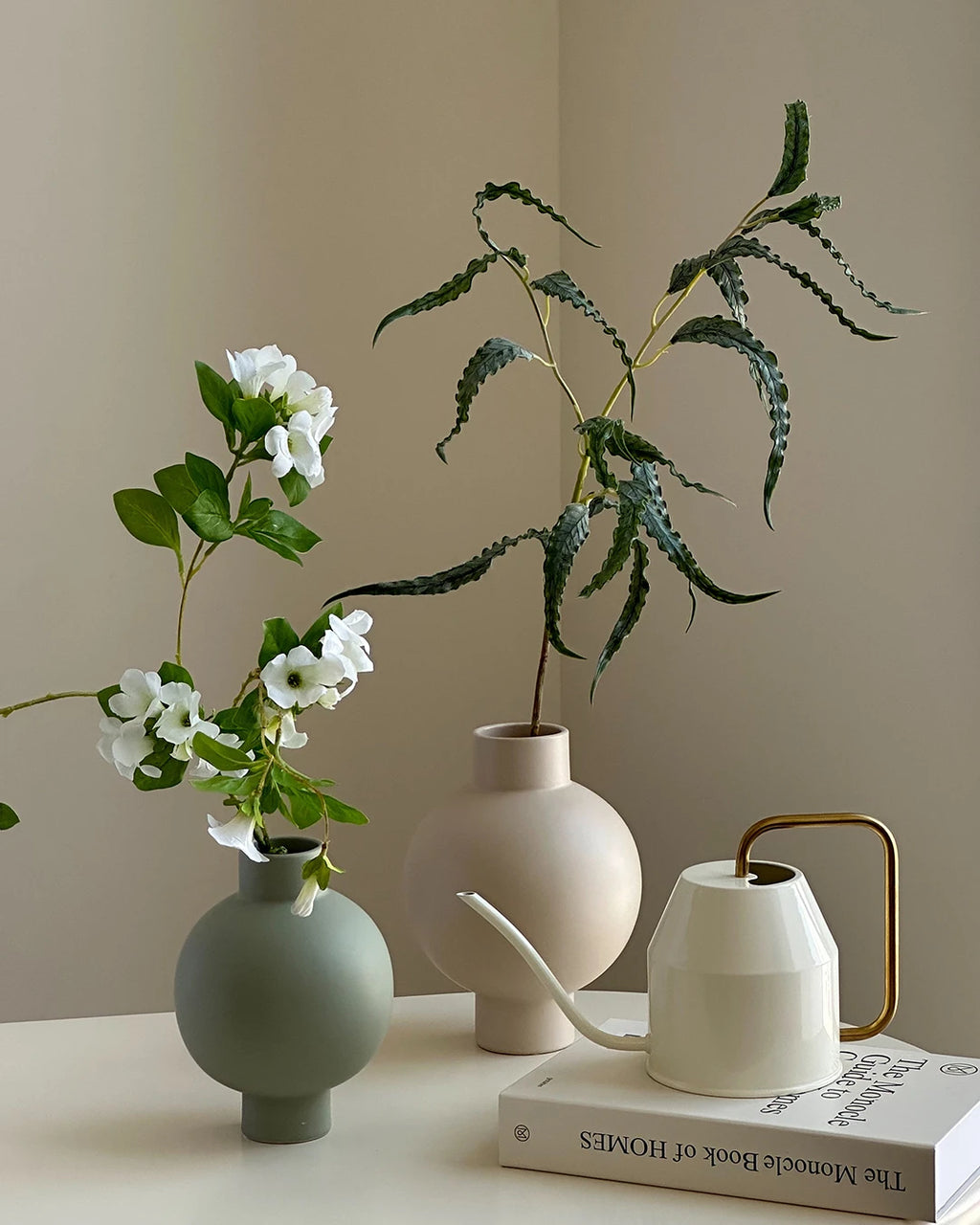 Real Touch Curled Eucalyptus Stem 27"
