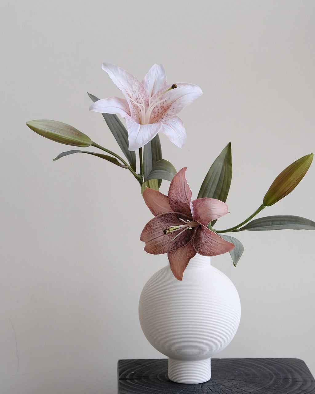 Vintage Tone Artificial Lily 2 Stems 19"