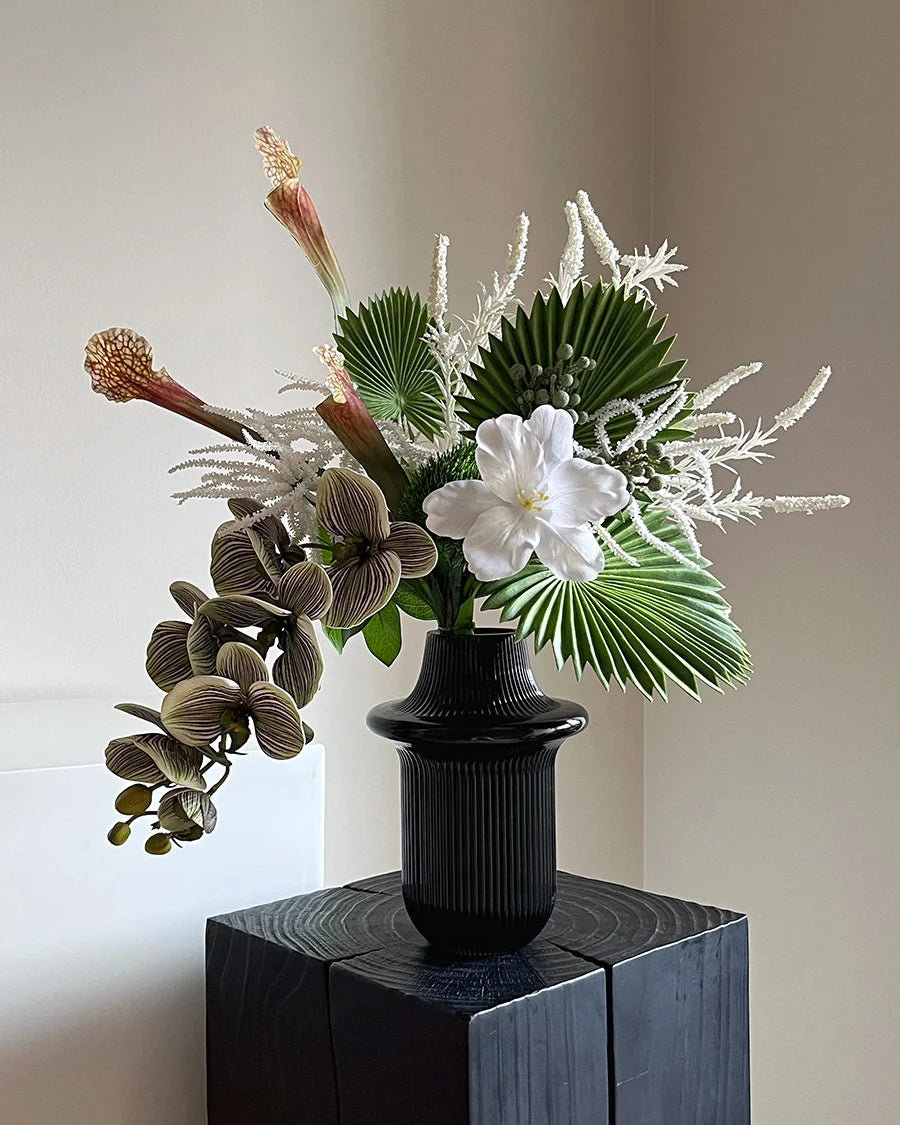 White & Green Floral Set Arrangement