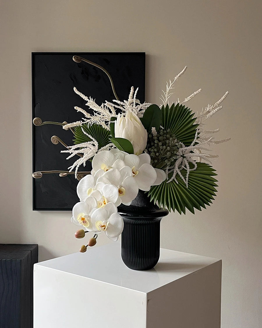 White & Green Floral Set Arrangement