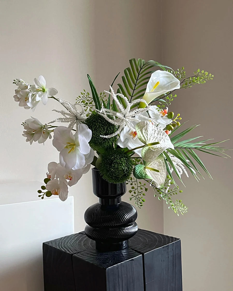 White & Green Floral Set Arrangement