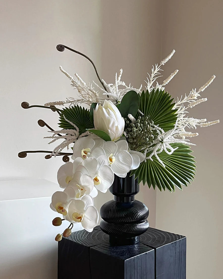 White & Green Floral Set Arrangement